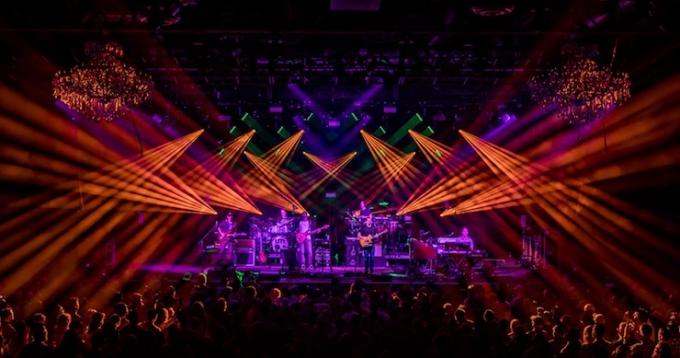 Umphrey's McGee at Fox Theater Oakland