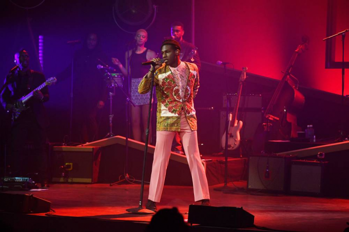 Leon Bridges at Fox Theater Oakland